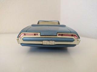 1969 Pontiac Bonneville Convertible 1:25 Scale Dealer Promo Model Car 7