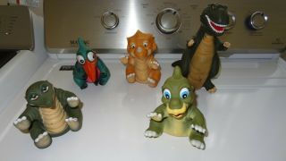 1988 Pizza Hut Land Before Time Dinosaur Puppets