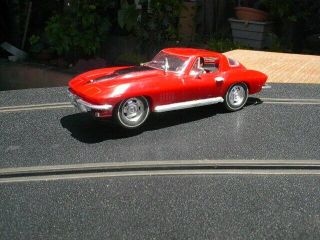 1 Played With Carrara Eveolution Sting Ray Corvette Red Slot Car Runner