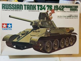 Tamiya Russian Motorized Tank T34.  76 1942 Production Model 1:34 Scale Kit 44