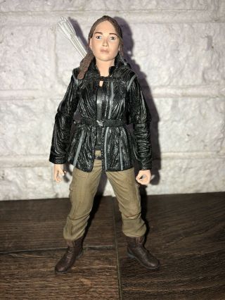 2011 The Hunger Games Katniss Action Figure 6 1/2 " Figurine Lionsgate Neca Rare