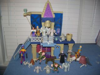 Disney Hunchback Of Notre Dame Adventure Playset W/ Figures Mattel