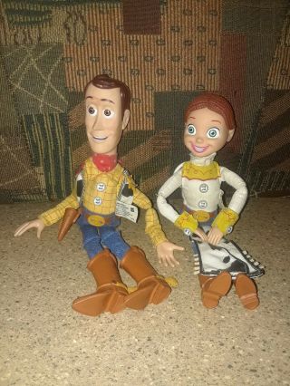 Disney Toy Story Pull String Woody & Jessie Talking Dolls 2005