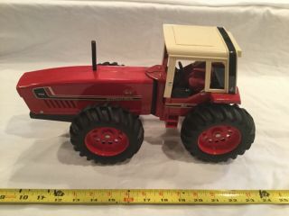 Vintage Ertl Ih International 3588 2,  2 Tractor 1/16 Scale