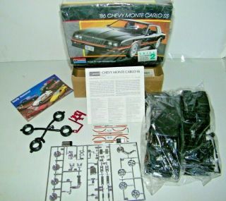 1986 - 86 Chevy Monte Carlo Ss Monogram Model Kit 1/24 Open Box,  Parts