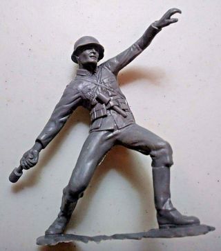 Vintage Marx 1963 6 " Inch Wwii German Army Soldier Throwing Stick Grenade