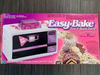 Hasbro 1997 Easy - Bake Oven And Snack Center