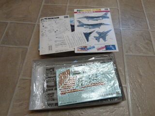Hasegawa F - 16C FIGHTING FALCON 1/48 Scale Plastic Model Kit UNBUILT 3