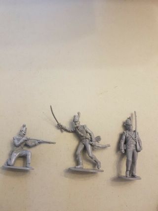28 VINTAGE GREY PLASTIC MODEL SOLDIERS,  EARLY 19TH CENTURY PERIOD ? 2
