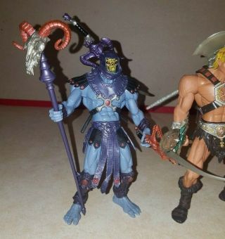 Mattel He - Man and Skeletor Masters of the Universe MOTU Figures 2001 Complete 2