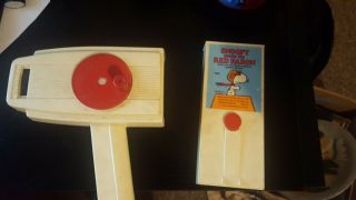 Collectors Fisher Price Movie Viewer W/cartridge Snoopy Meets The Red Baron