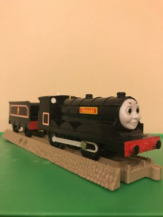 Thomas Train Trackmaster Motorized Donald And Tender