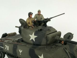 WW2 US M4 Sherman,  1/35,  built & finished for display,  fine 3