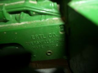 Vintage 1/16 Scale Ertl John Deere 7520 4WD Tractor (For play,  parts, ) 7