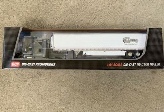 1/64 Dcp Classic Carriers Freightliner Cascadia W/reefer Trailer