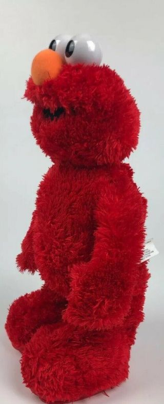 Tickle Me Elmo - Fisher Price T.  M.  X.  2005 Battery Operated Elmo Plush.  (15”x7”) 4