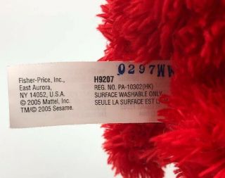 Tickle Me Elmo - Fisher Price T.  M.  X.  2005 Battery Operated Elmo Plush.  (15”x7”) 7