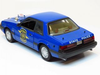 GMP - 1992 Special Service Ford Mustang Michigan State Police - 1/18 9064 4