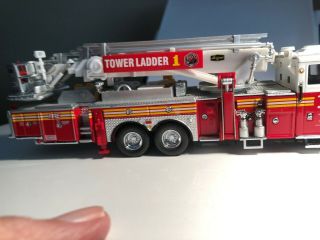 Code 3 FDNY Seagrave ladder co 1 1:16 Diecast Truck 5