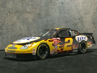 Rusty Wallace - Miller Lite - 2002 Ford Taurus - 1/24 Built
