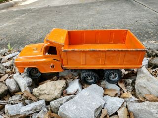 VINTAGE Tru - Scale Toy Pressed Steel International Harvester Dump Truck 4