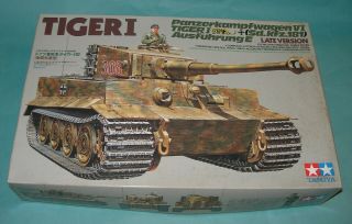 Tamiya Tigeri Panzerkampfwagen Vi Tiger I German Tank 1/35 Plastic Model Kit