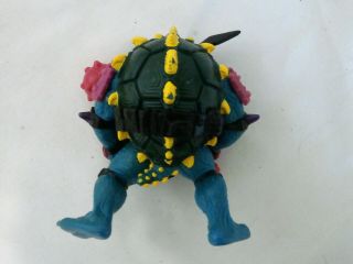 Vintage 1990 Teenage Mutant Ninja Turtles Slash Action Figure with weapon 2