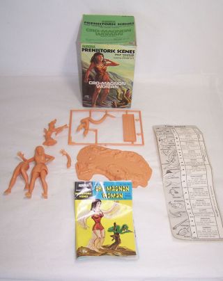 1971 Aurora Prehistoric Scenes Cro - Magnon Woman Model Kit W/instructions