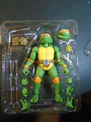 S.  H.  Figuarts TMNT Teenage Mutant Ninja Turtles MICHELANGELO,  Displayed Only 2