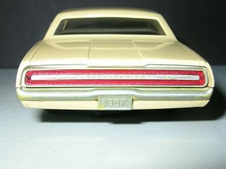 Philco transistor radio Dealer ' s promo model car 1967 Ford Thunderbird 4