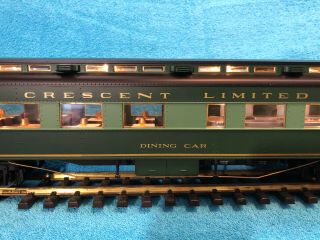 Aristo - Craft 31505 G - Scale Southern Crescent Limited Passenger Diner Lighted 7