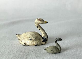 Vintage Britains Era Painted Lead Toy Farm Country Birds Mute Swan And Cygnet