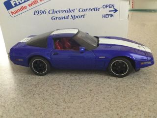 Danbury 1996 Chevrolet Corvette Grand Sport 1:24 Scale Diecast Car