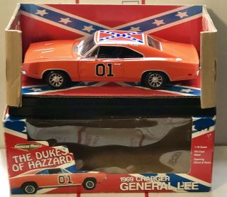 American Muscle Charger 01 General Lee The Dukes Of Hazzard 1:18 Diecast Car