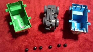 TOMY Big Loader Thomas the Train Motorized Chassis Gray,  Percy & 6 balls 2