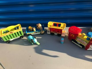 Vintage Fisher Price Circus Train Set 991 4 Car Set With Animals And Conductor