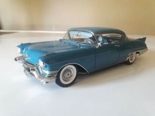 Danbury 1:24 1957 Cadillac Eldorado Seville Coupe