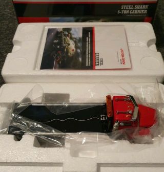 TWH Collectibles Peterbilt 5 - ton Rollback Tow Truck 3