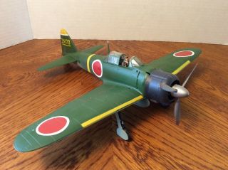 1:32 Ultimate Soldier X - Treme Wings A6m2 Zero Type 11/21 Kounoike Flying Group