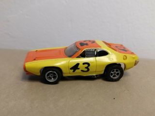 Vintage Aurora Afx Ho Slot Car 43 Plymouth Roadrunner Petty Missing Parts