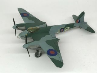 De Havilland Mosquito B.  Iv,  1/72,  Built & Finished For Display,  Fine.  Dz367