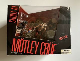Motley Crue Shout At The Devil Boxed Set Mcfarlane Toys Rare See Photos