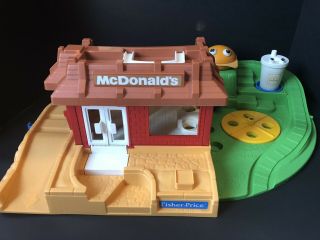 1989 Fisher Price Little People Mcdonald’s Playset Playground Restaurant 2552