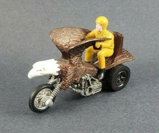 Hot Wheels Redline Era Rrrumblers Bold Eagle Brown White Head And Yellow Rider