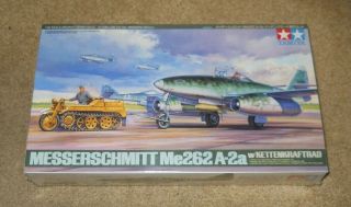1/48 TAMIYA Messerschmitt Me - 262 A - 2a w/Kettenkraftrad FACTORY 2