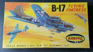 Vintage Aurora 491 - 50 Boeing B - 17 Flying Fortress Bomber