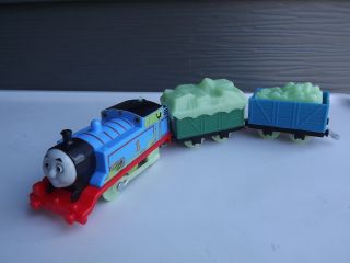 Fisher - Price Thomas And Friends Trackmaster Glow In The Dark Thomas Train