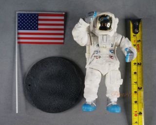 Apollo 11 Lunar Landing Space Astronaut Neil Armstrong 1:18 Figure Model K1176 C 2