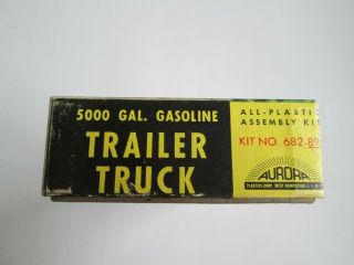 Very Early 1954 / 1955 AURORA 682 - 89 5000 Gallon Trailer Truck HO Scale 3
