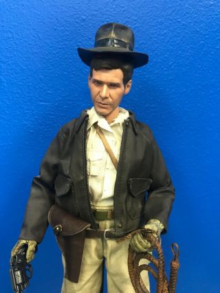 Sideshow Hot Toys Indiana Jones 12” Figure 1:6 Scale Raiders of the Lost Ark 2